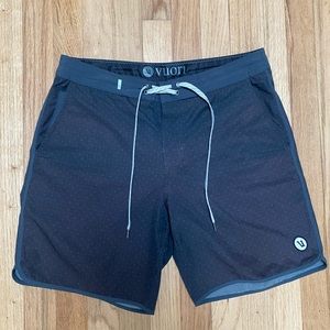 Vuori Cruise Boardshort Charcoal Micro dot - Size 30